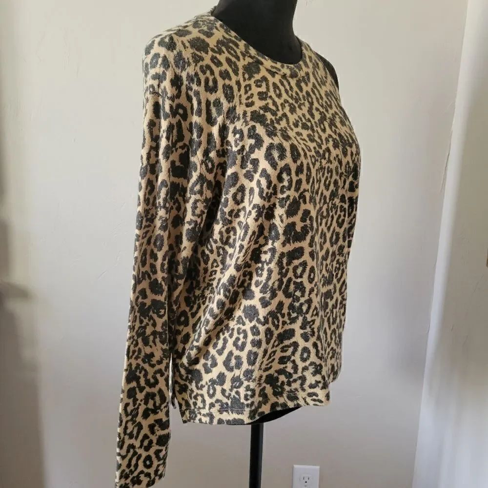 NEW LNA Leopard Cold shoulder Top Shirt size S - Picture 10 of 10